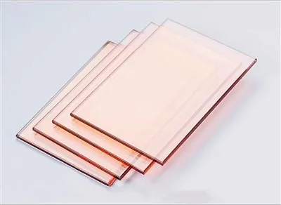 Vidro reflexivo rosa